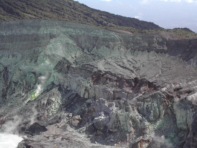 Fumarole an Kratewand des Poas